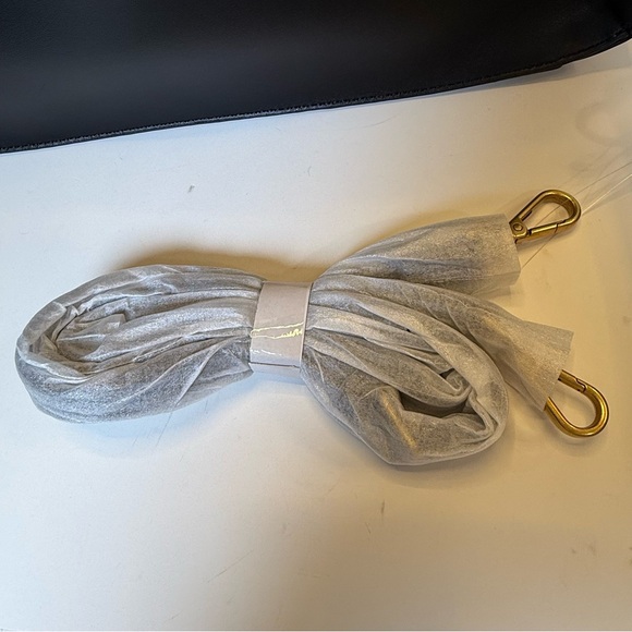 Melie Bianco Megan Minimalist Vegan Leather Tote Set NWT Black - Picture 10 of 16